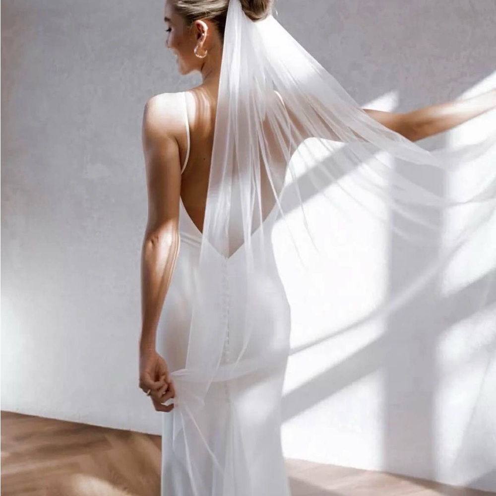 Made with love Ruby Veil